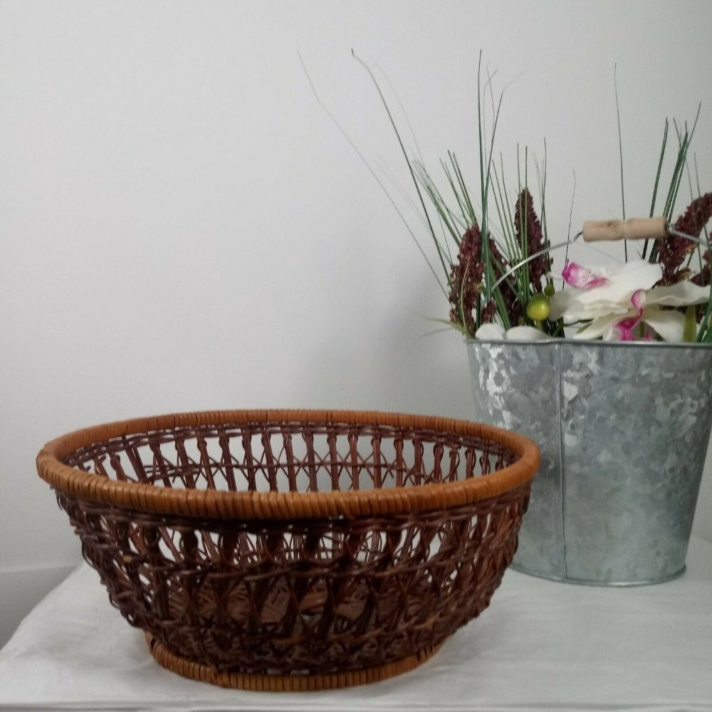 🔥4/$20 Vintage Hand Woven Basket Brown Round Accent Basket -Retro **MINOR WEAR - Picture 4 of 11